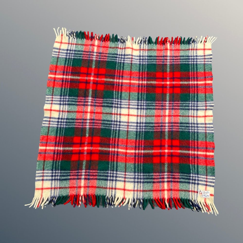 Vintage wool throw blanket from Carldyke.  Plaid Fringed lap blanket